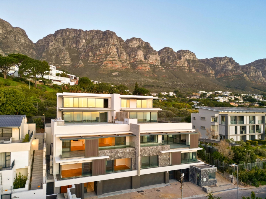 4 Bedroom Property for Sale in Camps Bay Western Cape